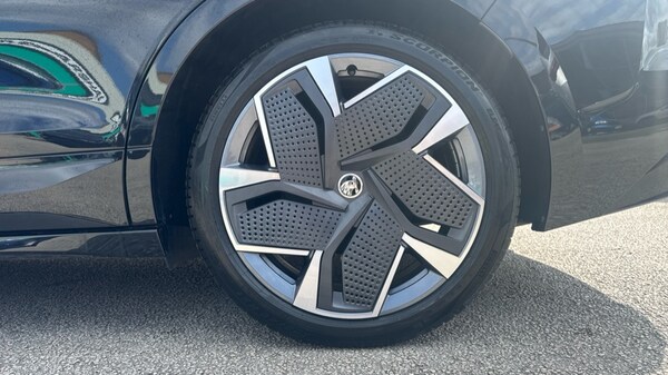 Used Skoda Enyaq 2024 for sale - 76176254: Photo 18