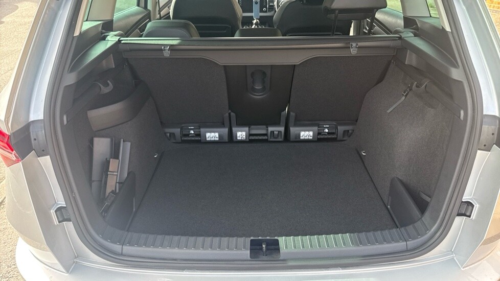 Used Skoda Karoq 2024 for sale - 75874167: Photo 16