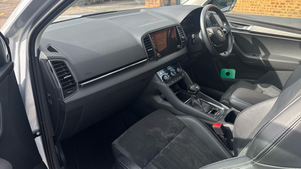 Used Skoda Karoq 2024 for sale - 75874167: Photo 2