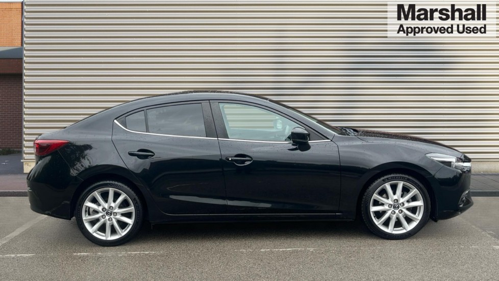 Used Mazda Mazda3 2017 for sale - 76086681: Photo 2