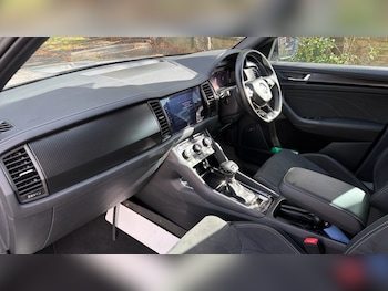 Used Skoda Kodiaq 2024 for sale - 76067013: Photo 2