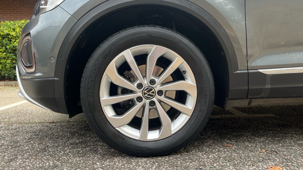 Used Volkswagen T-Roc 2023 for sale - 76575221: Photo 17