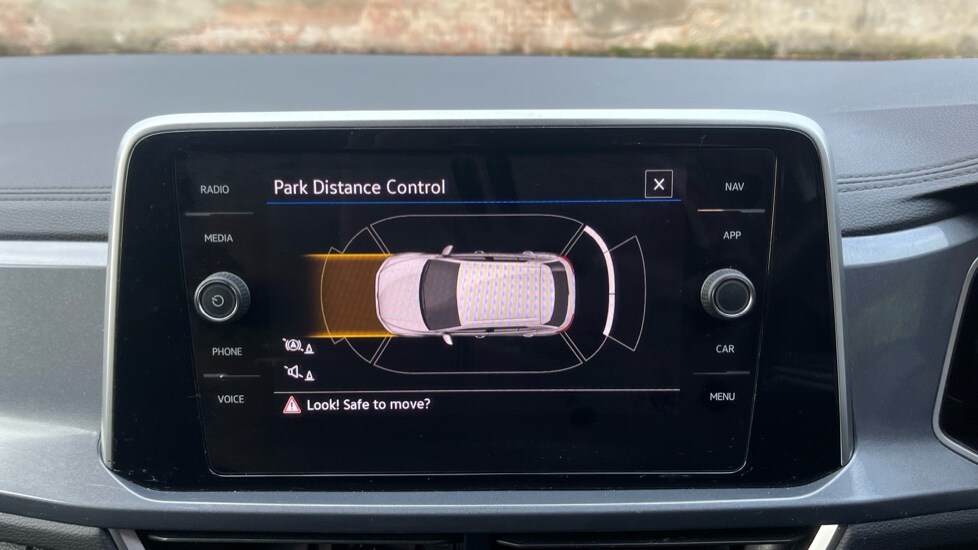 Used Volkswagen T-Roc 2023 for sale - 76575221: Photo 28