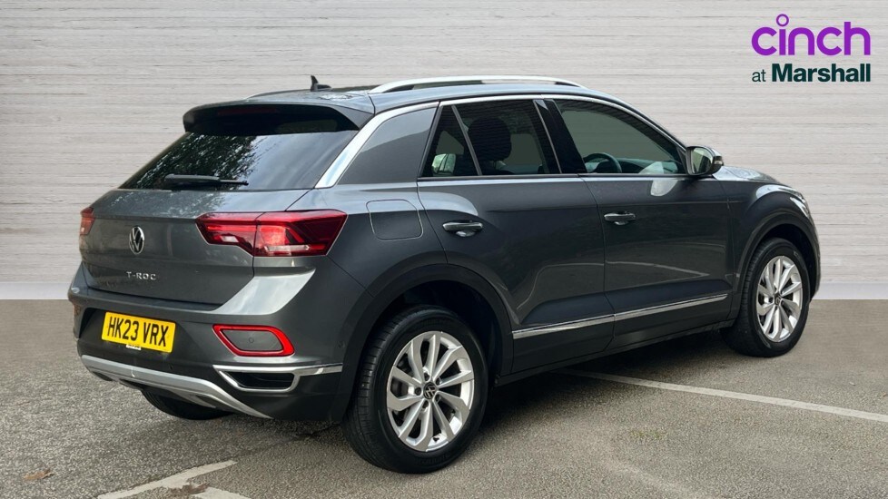 Used Volkswagen T-Roc 2023 for sale - 76575221: Photo 3