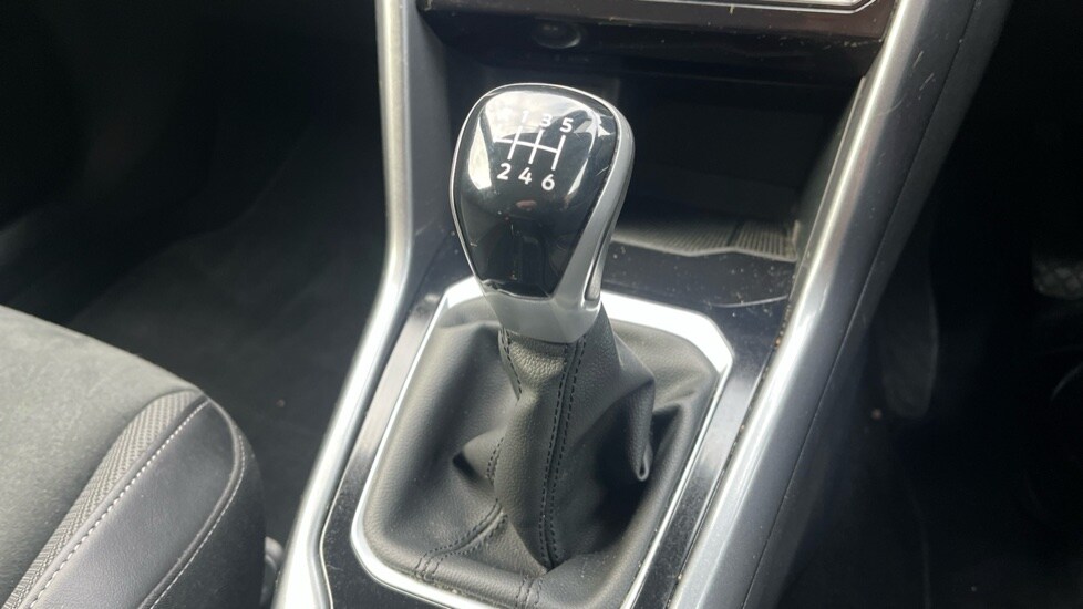 Used Volkswagen T-Roc 2023 for sale - 76575221: Photo 31