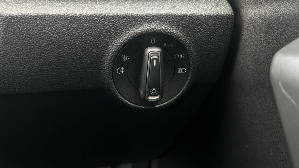 Used Volkswagen T-Roc 2023 for sale - 76575221: Photo 39