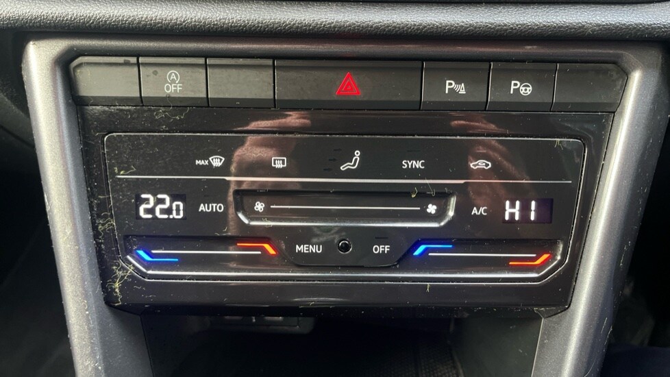 Used Volkswagen T-Roc 2023 for sale - 76575221: Photo 40