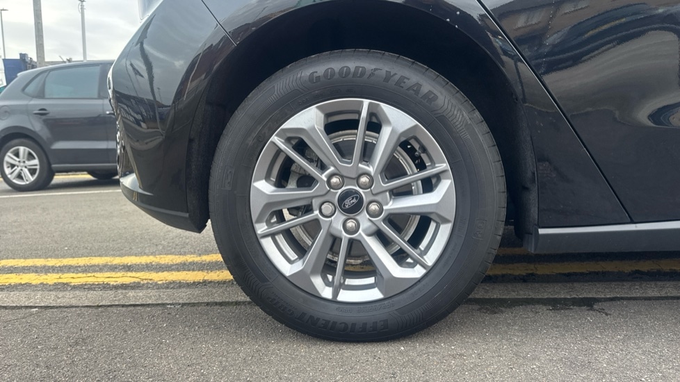 Used Ford Focus 2023 for sale - 76428154: Photo 19