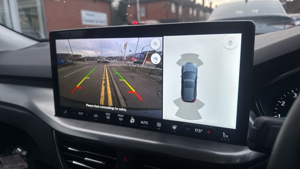 Used Ford Focus 2023 for sale - 76428154: Photo 28