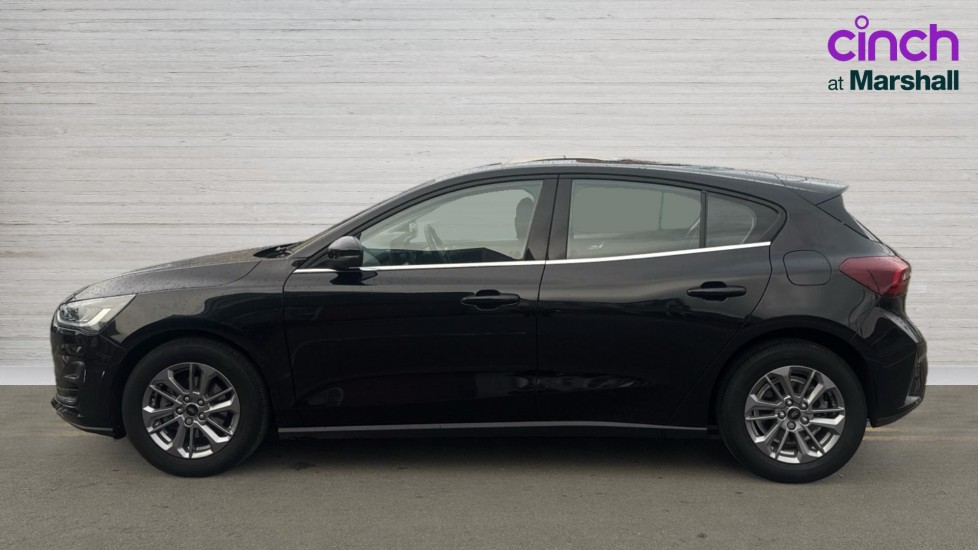 Used Ford Focus 2023 for sale - 76428154: Photo 6