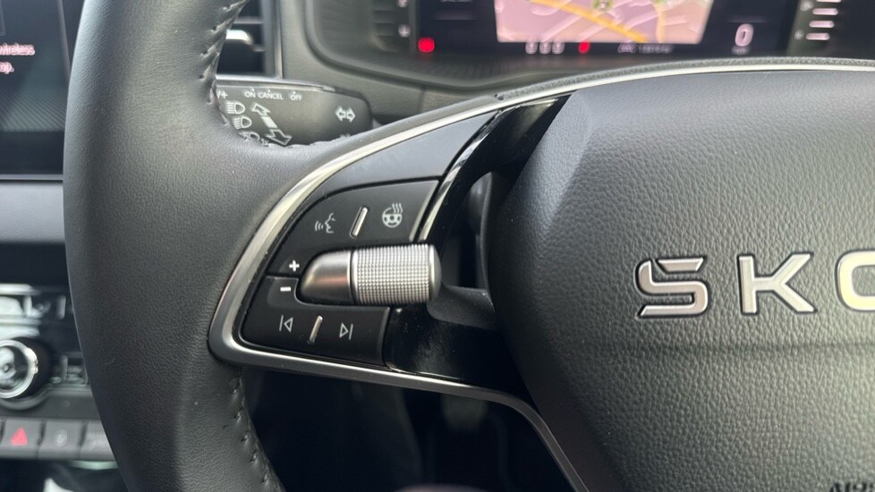 Used Skoda Karoq 2025 for sale - 76297430: Photo 33