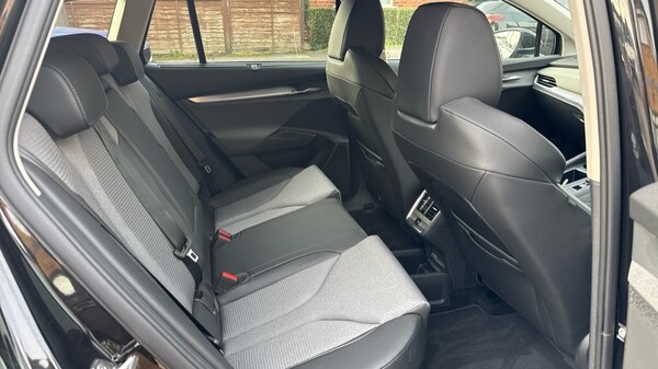 Used Skoda Enyaq 2024 for sale - 76092039: Photo 15