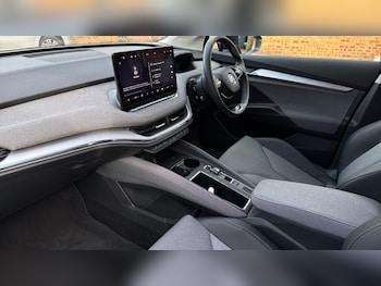 Used Skoda Enyaq 2024 for sale - 76092039: Photo 2