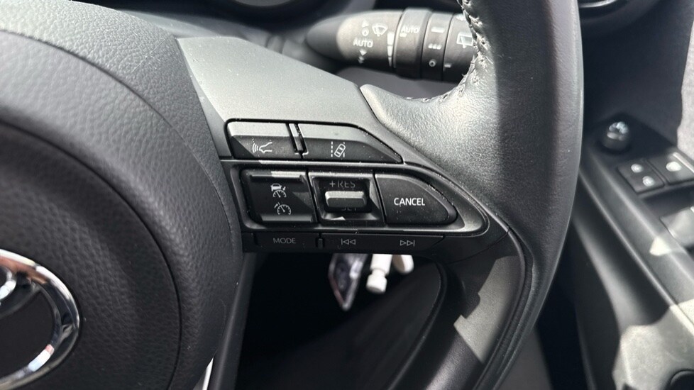 Used Toyota Yaris 2022 for sale - 75921906: Photo 21