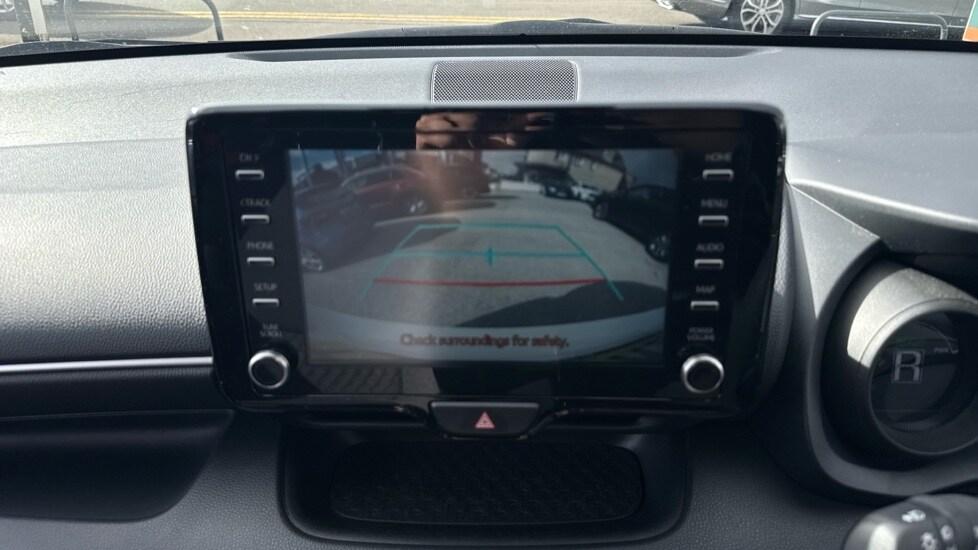 Used Toyota Yaris 2022 for sale - 75921906: Photo 25