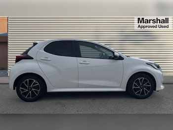 Used Toyota Yaris 2022 for sale - 75921906: Photo