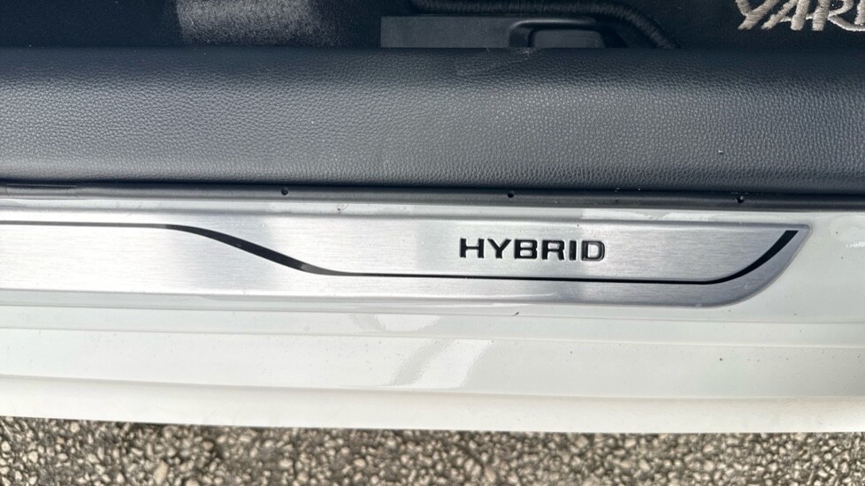 Used Toyota Yaris 2022 for sale - 75921906: Photo 31