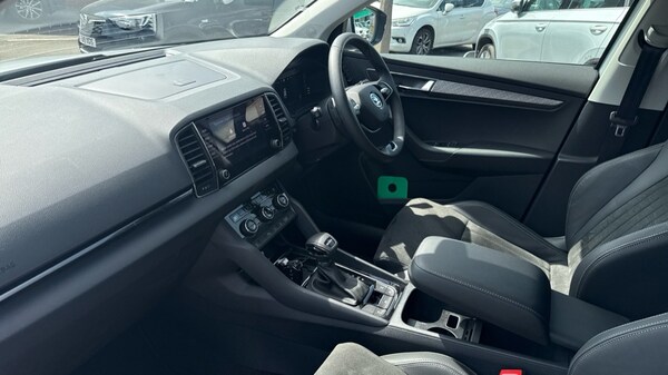 Used Skoda Karoq 2024 for sale - 75409605: Photo 2