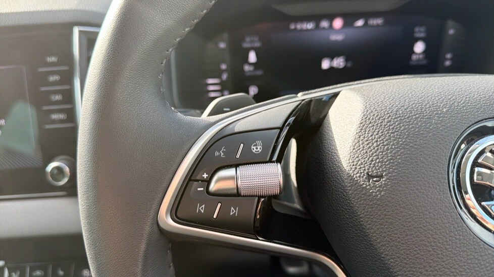 Used Skoda Karoq 2024 for sale - 76044524: Photo 24