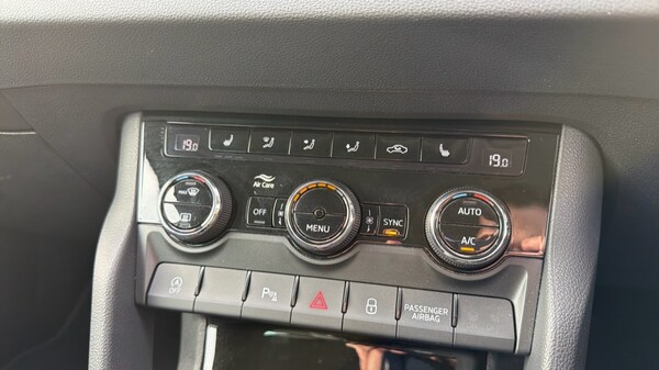 Used Skoda Karoq 2024 for sale - 76044524: Photo 25