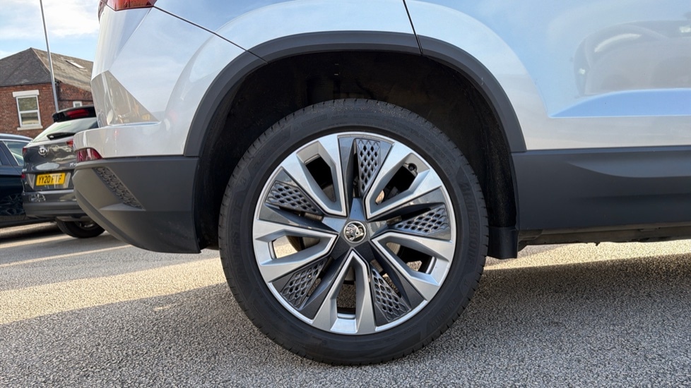 Used Skoda Karoq 2024 for sale - 76044524: Photo 5