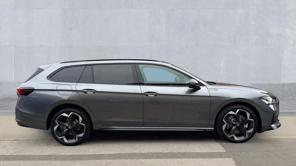 Used Skoda Superb 2025 for sale - 76178073: Photo 4