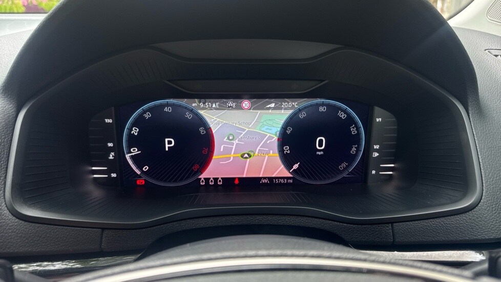 Used Skoda Karoq 2024 for sale - 76937520: Photo 14