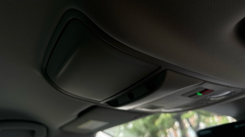 Used Skoda Karoq 2024 for sale - 76937520: Photo 32