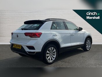 Used Volkswagen T-Roc 2020 for sale - 76434789: Photo