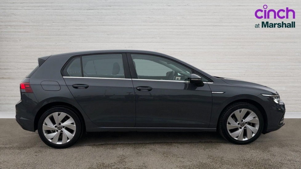 Used Volkswagen Golf 2020 for sale - 77036008: Photo 2