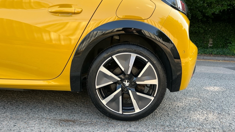 Used Peugeot 208 2021 for sale - 76539991: Photo 18