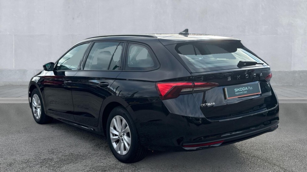 Used Skoda Octavia 2024 for sale - 76302277: Photo 3