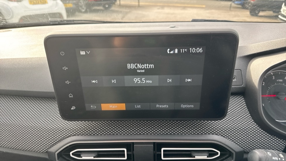 Used Dacia Sandero 2023 for sale - 76552549: Photo 30