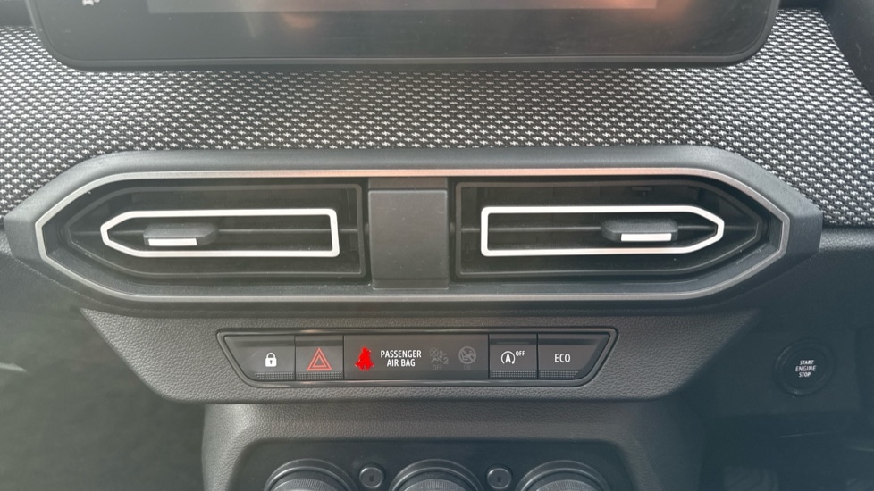 Used Dacia Sandero 2023 for sale - 76552549: Photo 33