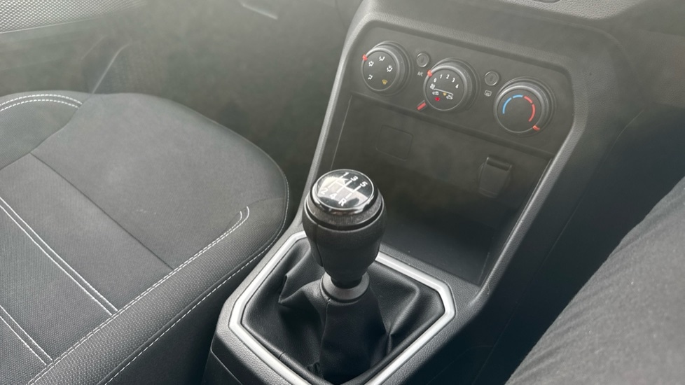 Used Dacia Sandero 2023 for sale - 76552549: Photo 35