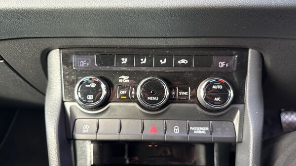 Used Skoda Karoq 2022 for sale - 76067125: Photo 23