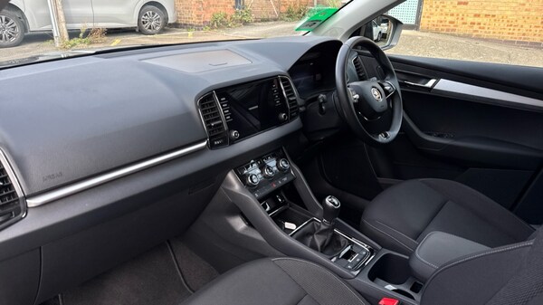Used Skoda Karoq 2022 for sale - 76067125: Photo 2