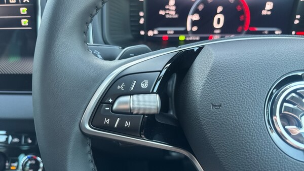 Used Skoda Karoq 2025 for sale - 75409671: Photo 38