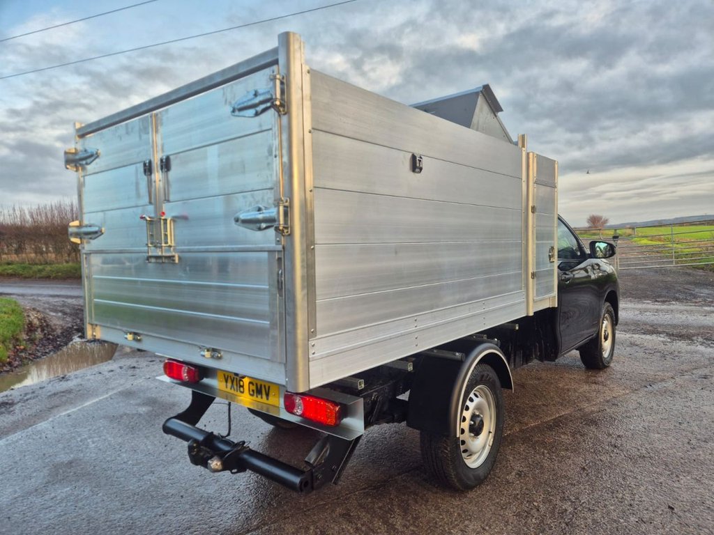 Used Toyota Hilux 2018 for sale - 76948633: Photo 13