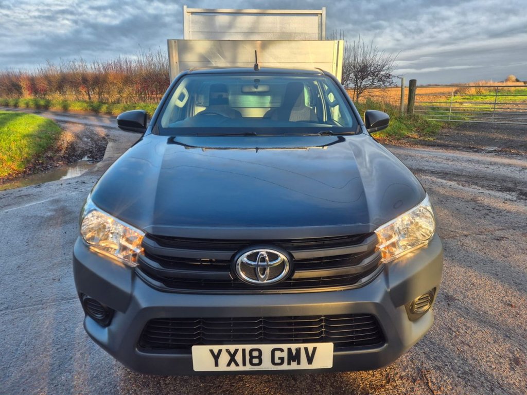 Used Toyota Hilux 2018 for sale - 76948633: Photo 3