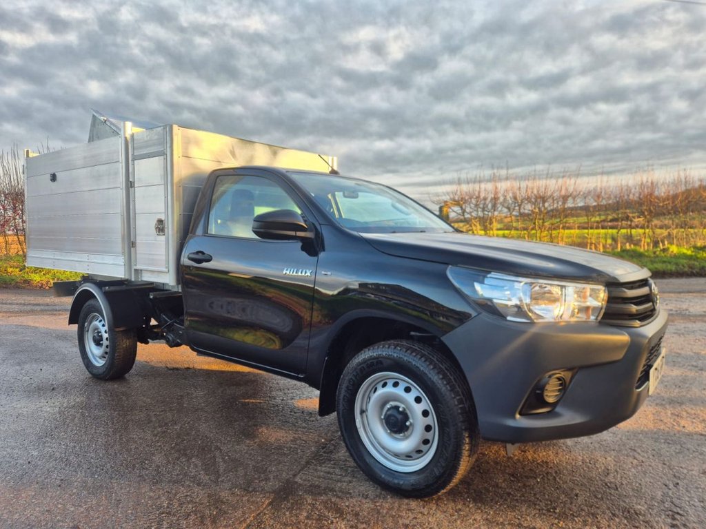 Used Toyota Hilux 2018 for sale - 76948633: Photo 7