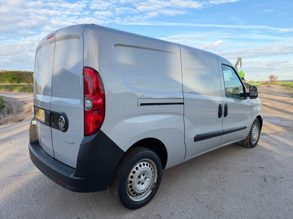 Used Vauxhall Combo 2016 for sale - 78017553: Photo 5