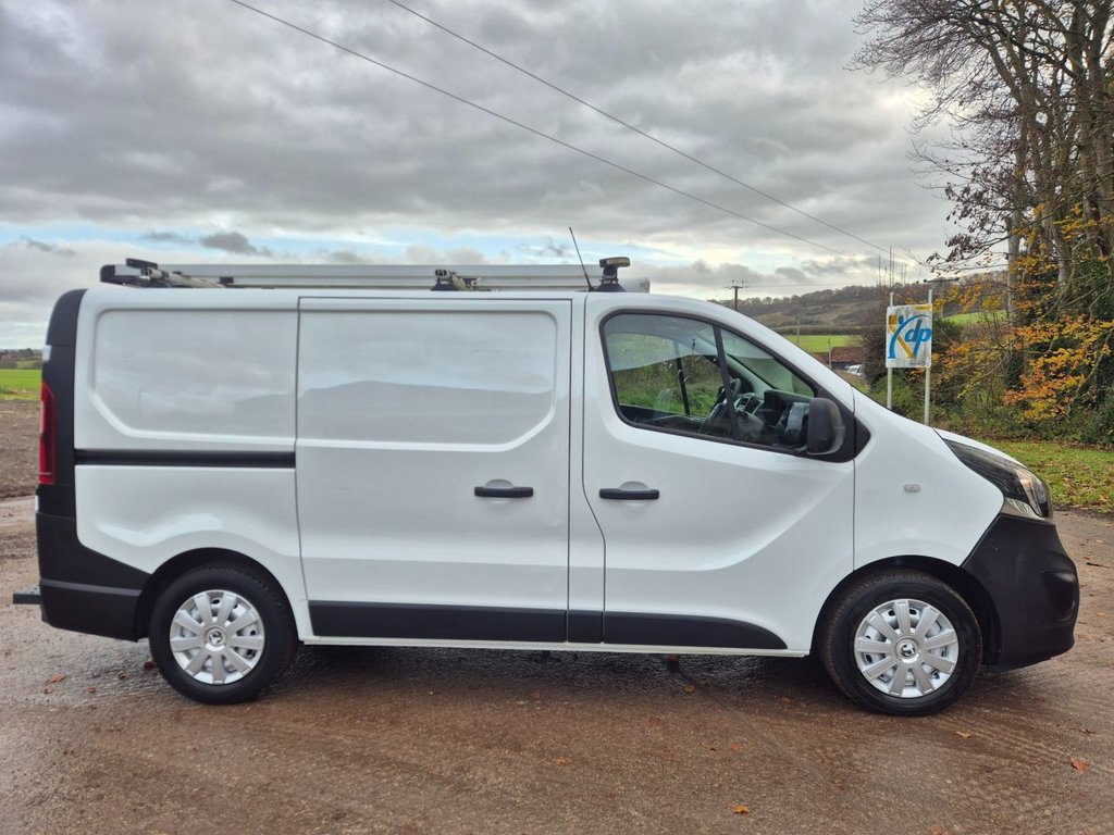 Used Vauxhall Vivaro 2018 for sale - 76948620: Photo 7