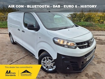 Vauxhall Vivaro feature image