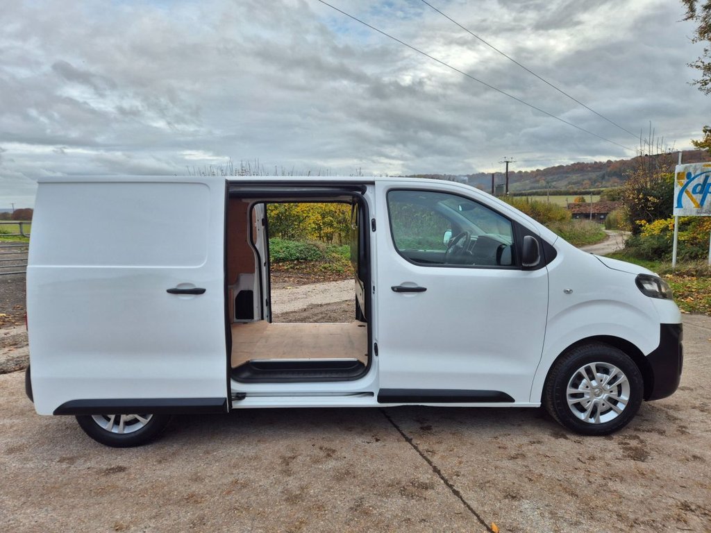 Used Vauxhall Vivaro 2020 for sale - 76948625: Photo 9