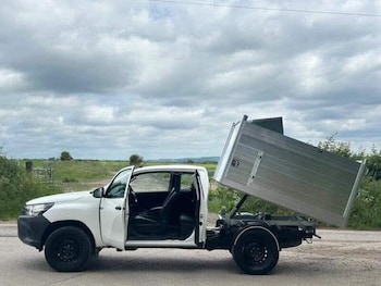 Used Toyota Hilux 2020 for sale - 76227986: Photo