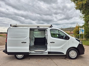 Used Vauxhall Vivaro 2017 for sale - 76551959: Photo