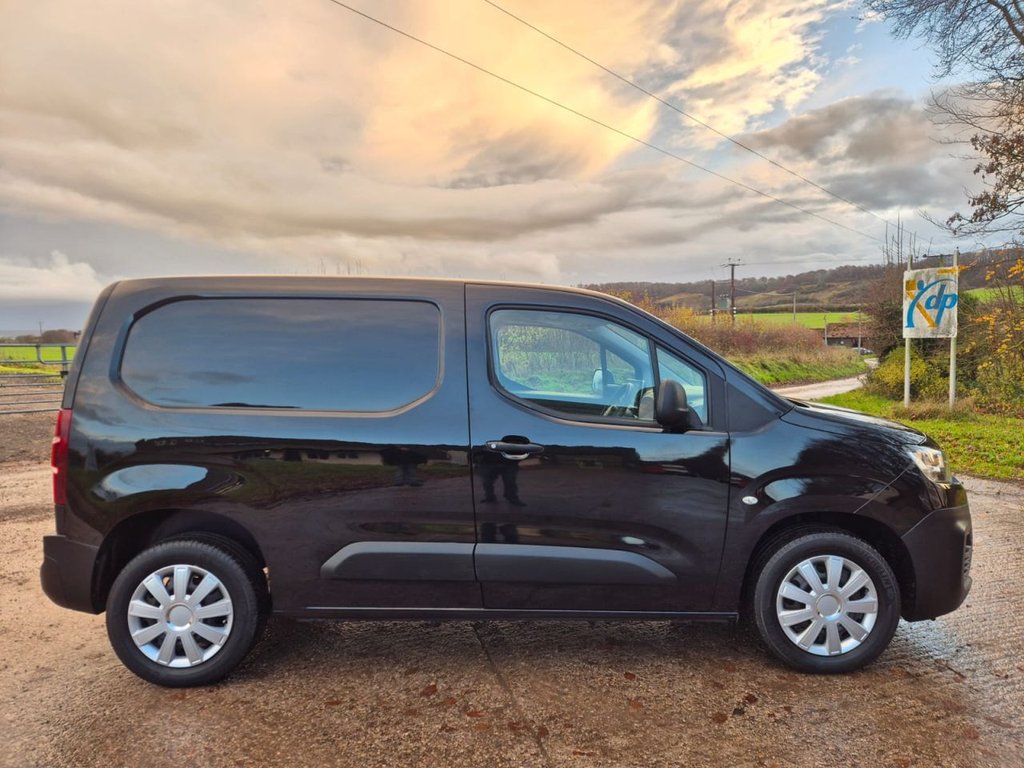 Used Citroen Berlingo 2019 for sale - 76948629: Photo 4