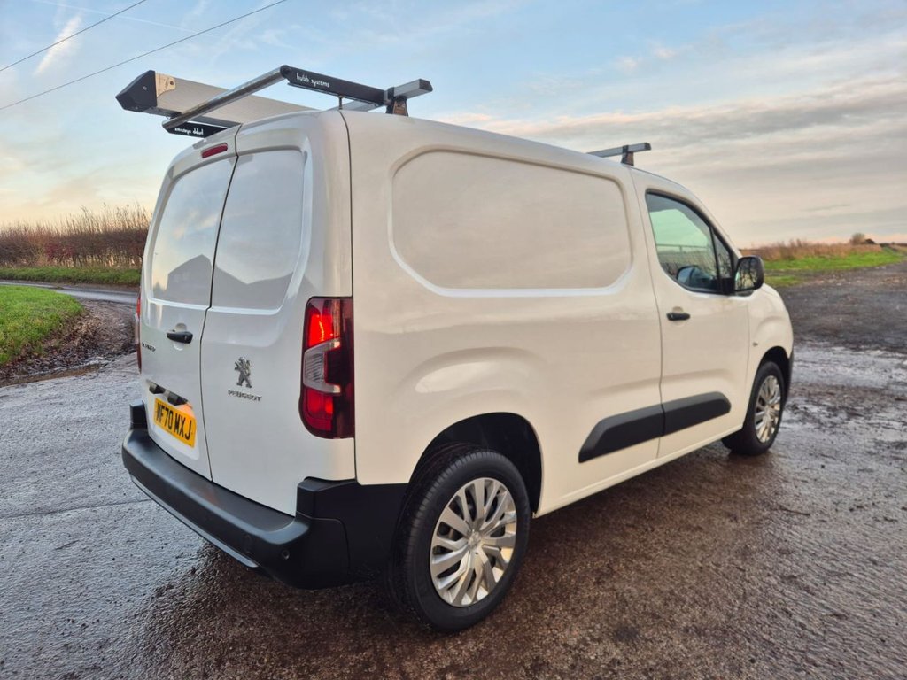 Used Peugeot Partner 2020 for sale - 76948621: Photo 6