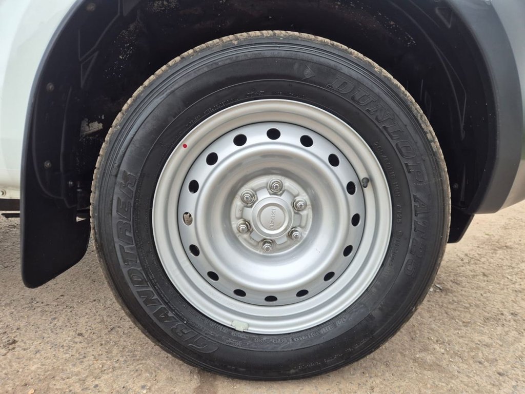 Used Isuzu D-Max 2023 for sale - 77534633: Photo 28